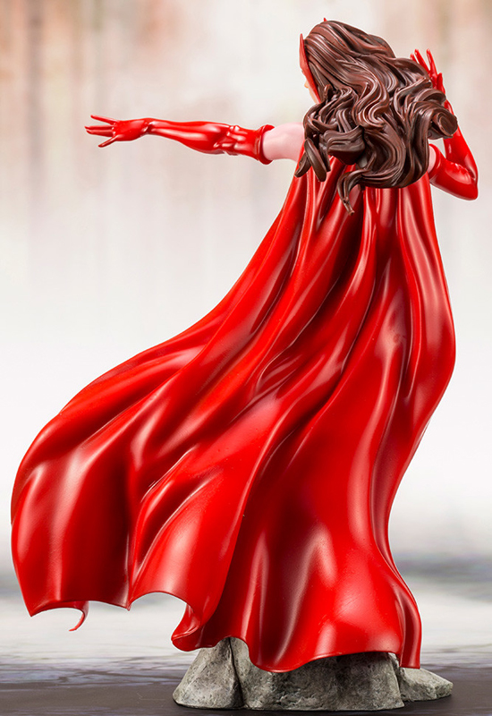 Marvel: Scarlet Witch (Complete Figure)
