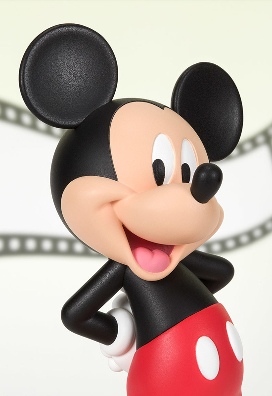 Disney: Mickey Mouse Modern (Complete Figure)