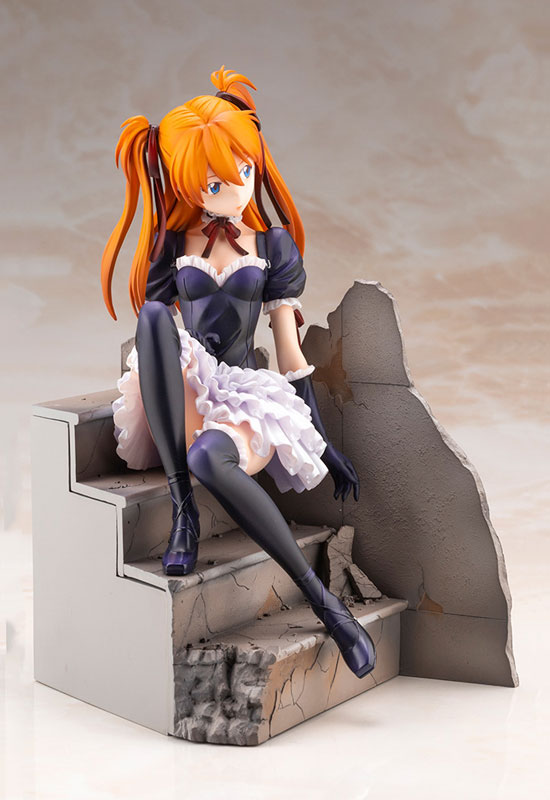 Evangelion: Asuka Langley Soryu Gothic Lolita Ver. (Complete Figure)