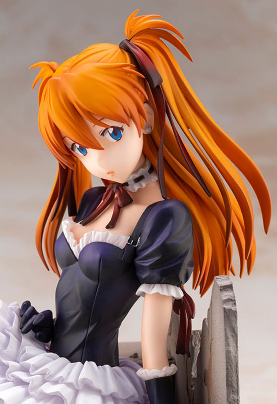 Evangelion: Asuka Langley Soryu Gothic Lolita Ver. (Complete Figure)