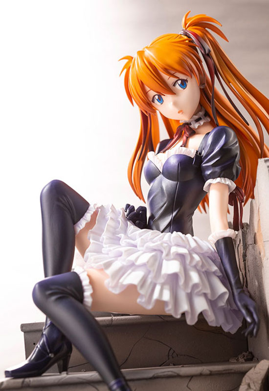 Evangelion: Asuka Langley Soryu Gothic Lolita Ver. (Complete Figure)