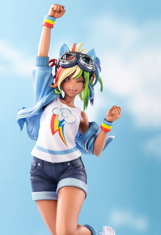 My Little Pony: Rainbow Dash (Complete Figure)