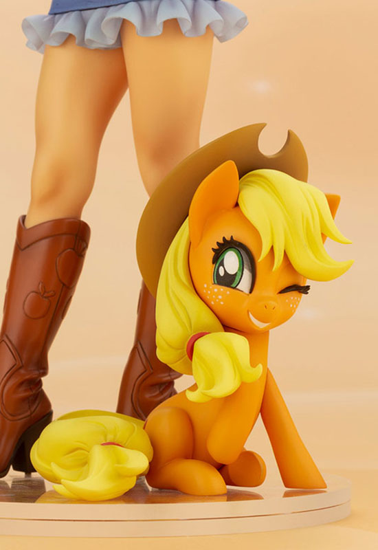 My Little Pony: Applejack (Complete Figure)