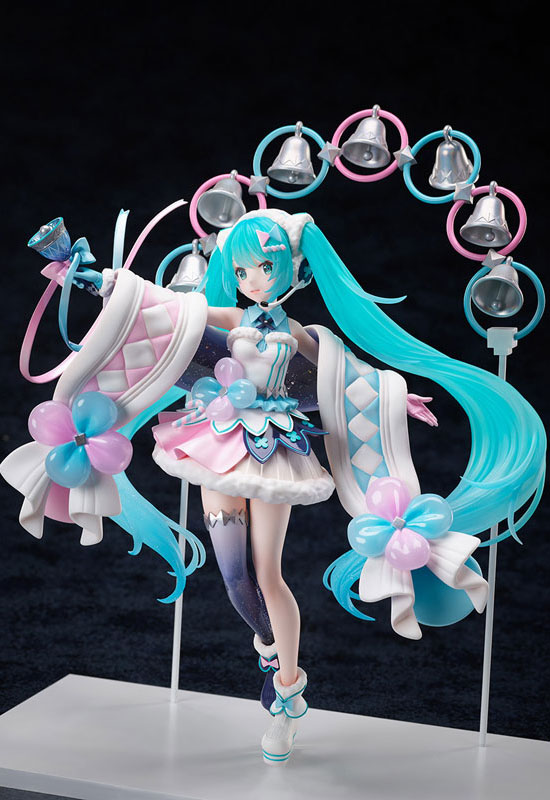 Hatsune Miku Magical Mirai 2020 Winter Festival Ver. (Complete Figure)