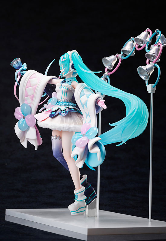 Hatsune Miku Magical Mirai 2020 Winter Festival Ver. (Complete Figure)