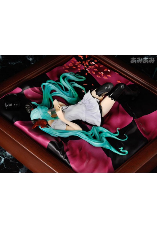 Hatsune Miku World Is Mine Brown Frame (Complete Figure)