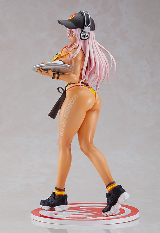 Super Sonico Bikini Waitress Ver. (Complete Figure)