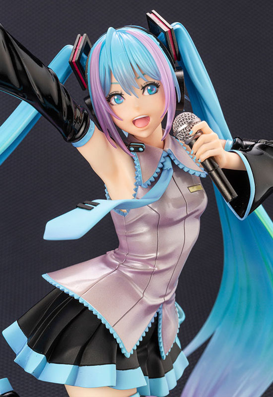 Hatsune Miku feat. MY LITTLE PONY BISHOUJO (Complete Figure)