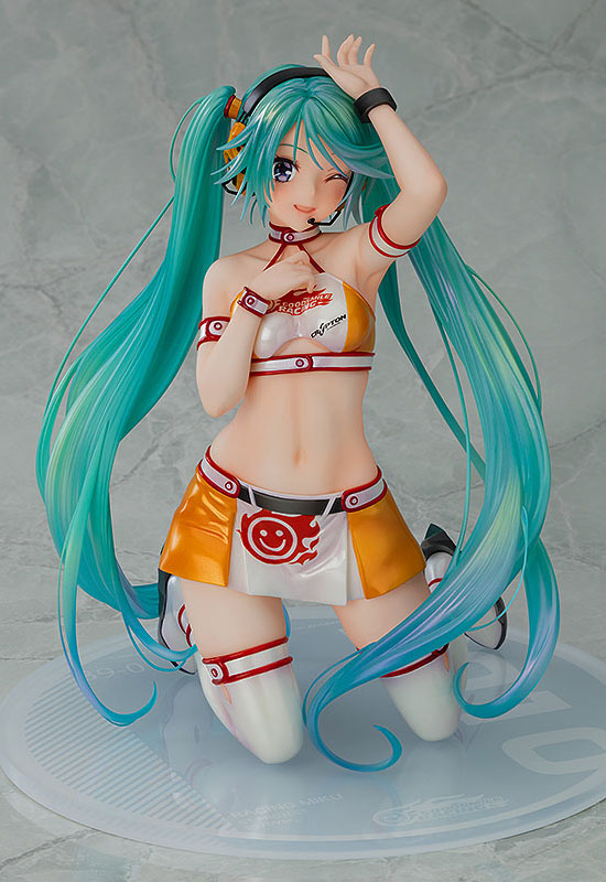 Hatsune Miku GT Project Racing Miku 2010 Ver. Art by Kentaro Yabuki (Complete Figure)